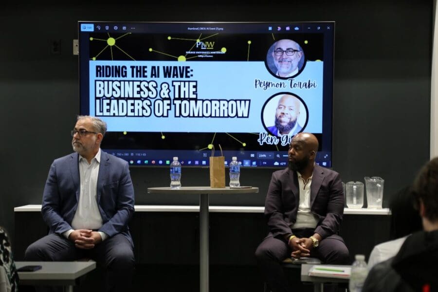 Information and analytics experts discuss technology