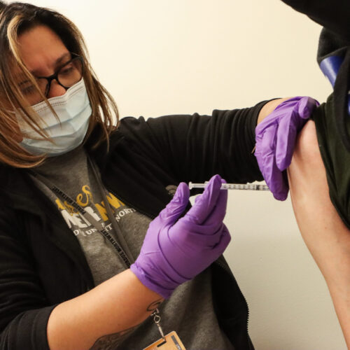 Purdue University Northwest’s (PNW) Safe Return to Campus task force recently compiled statistics documenting the significant results PNW’s vaccine clinic had in protecting the campuses and larger Northwest Indiana community against COVID-19.