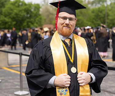 PNW graduate, veteran and Chancellor's Medallion recipient