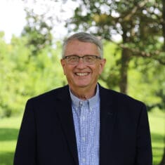 James Mandeville Photo NEW