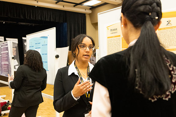 Student presents at Days of Discovery