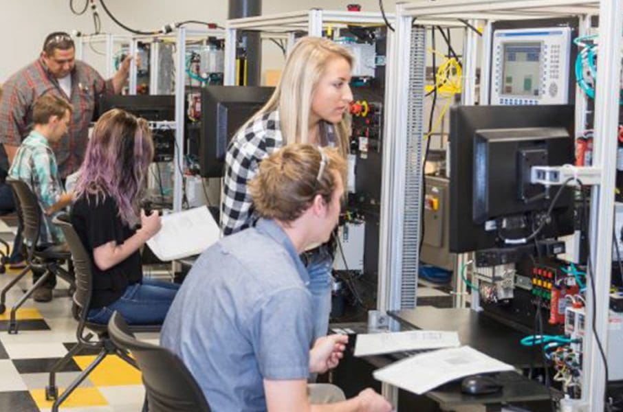 two student collaborating