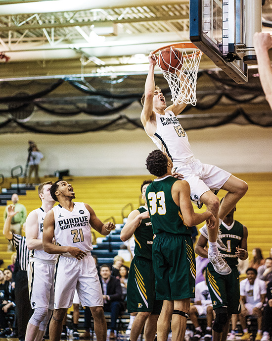 A PNW basketball player dunks