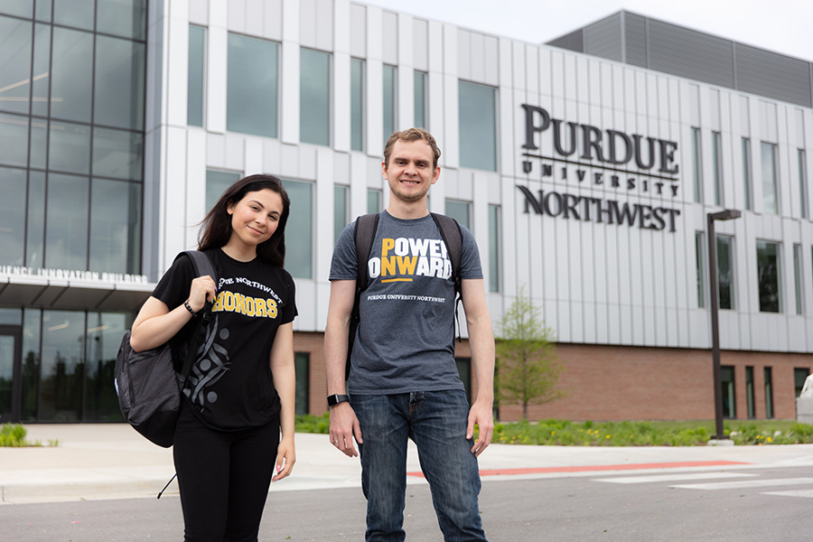 PNW Students stand in front of the Nils K. Nelson Bioscience Innovation Building