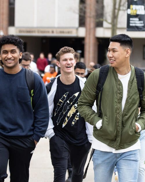 Three PNW Students on Campus