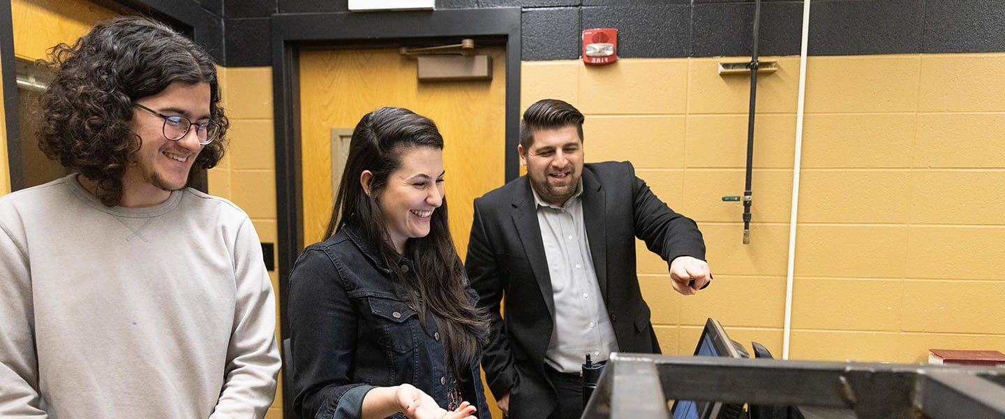 PNW technology students and professors collaborate in the lab