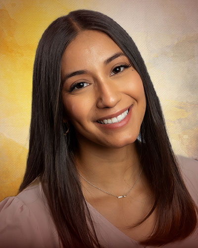 Elise Garcia headshot