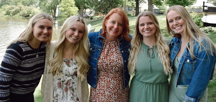 Left to right: Amanda, Sara, Tina, Karen and Madeline