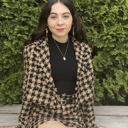 Mya Bell photo