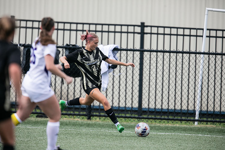 The PNW women's soccer team during a game