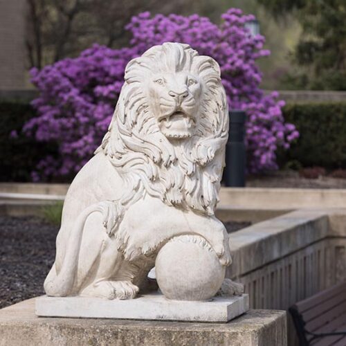 Leo the Lion statue